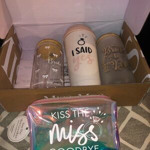 Bridal Tumbler Set - Gold, White, Cream